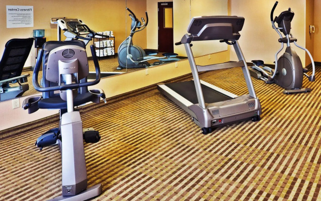 Holiday Inn Express & Suites Perry by IHG