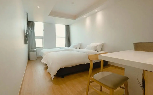 Sokcho Gallery In Stay