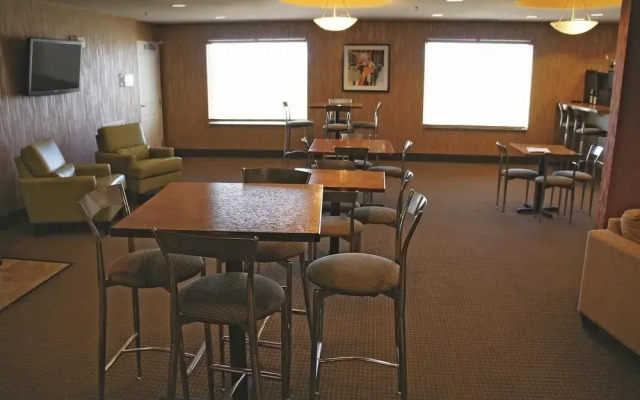 La Quinta Inn & Suites Minot