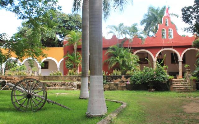 Hacienda Blanca Flor