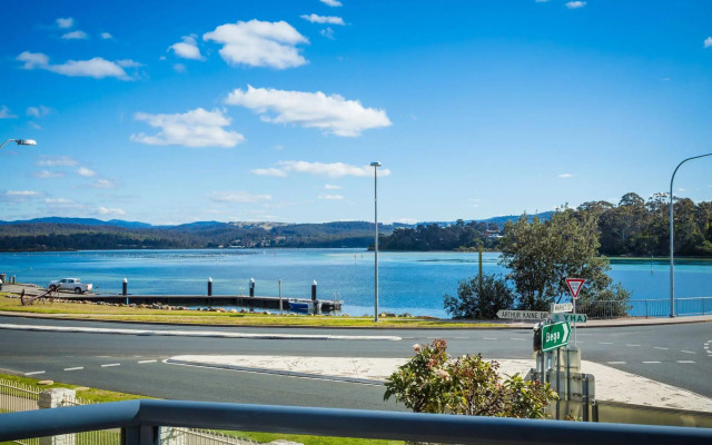 Sails Luxury Apartments Merimbula