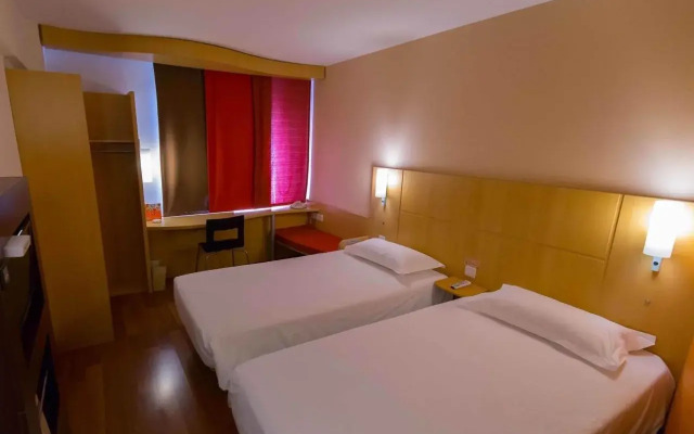 ibis Shenyang Taiyuan Street
