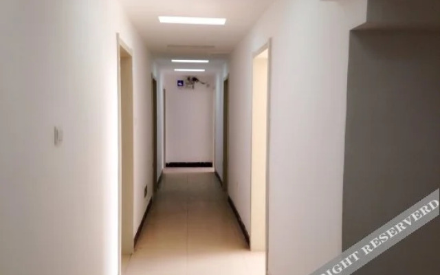 Tai 'an Jianxin Hotel (Taishan Hongmen Mountaineering Entrance Store)
