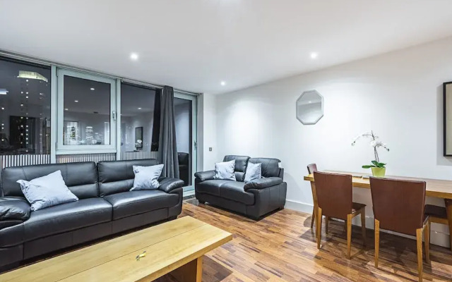 2 Bed Apartment Near Bow Road Station