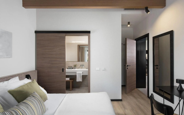 Vale Residence - exclusive & private property by the sea