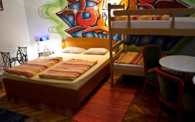 Downtown Hostel Novi Sad