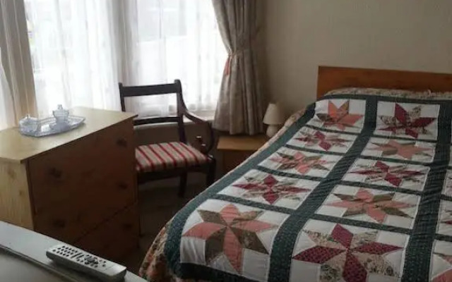 Sunnymede Hotel