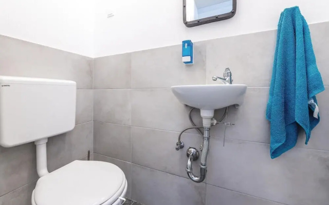 Stunning Home in Jadrija With Jacuzzi, Wifi and 2 Bedrooms