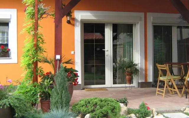 Borostyán Vendégház Eger