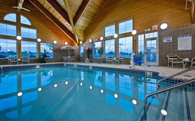 AmeriVu Inn & Suites - Waconia