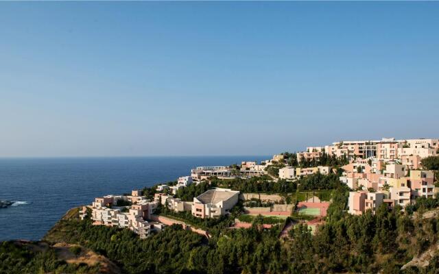 Athina Palace Resort & Spa