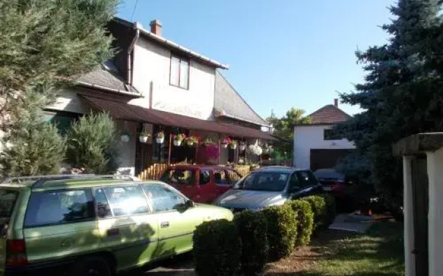 Szoke Tisza Vendeghaz