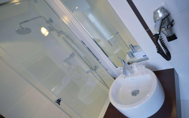 Best Western Dijon Centre Gare - Image 7
