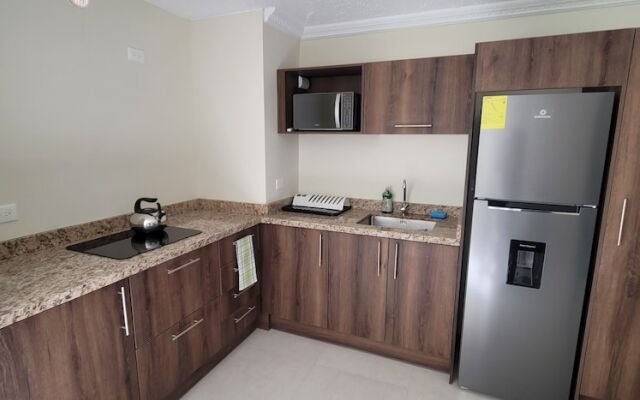 Altamira Apartsuites