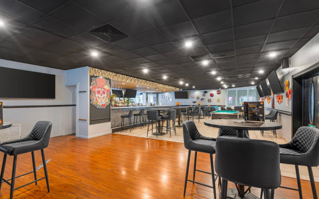 Quality Inn & Suites Conference Center