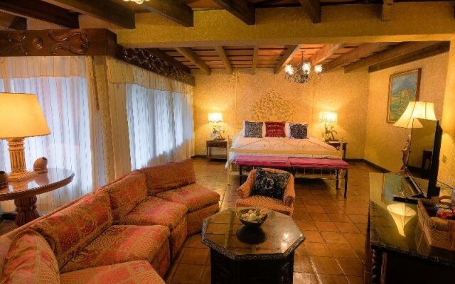 Hotel Atitlán Hotel & Jardines