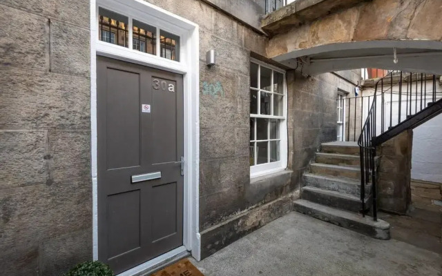 JOIVY Super Central Luxury Edinburgh Apartment