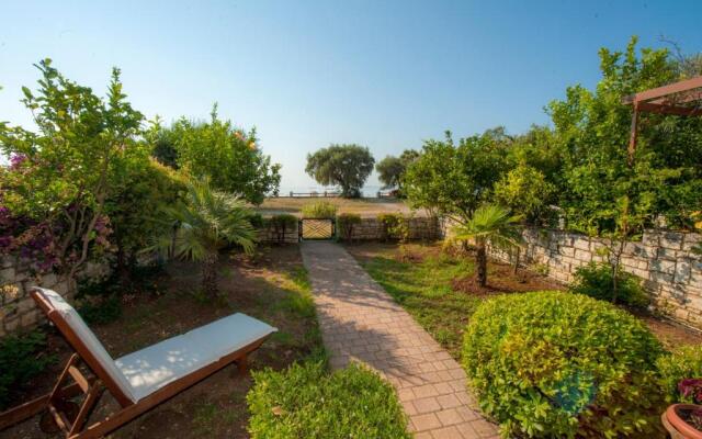 Waterfront Barbati by Villa2be