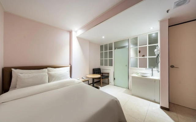 Seongnam Casa Hotel