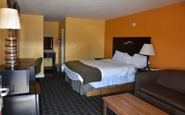 Corinth Inn & Suites