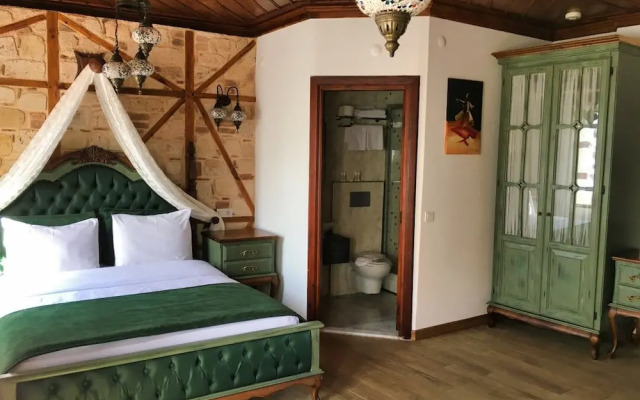 White Garden Hotel
