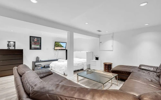 Bright Basement Suite