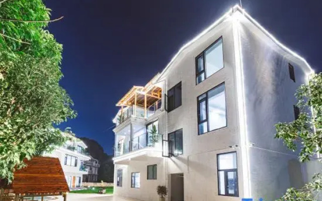 Xingyi Wanfeng Lin Qingfengjuju