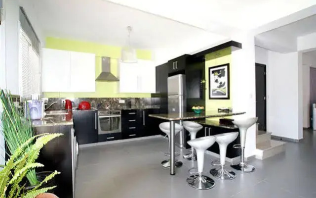 3 Br Villa Dione - Chg 8887