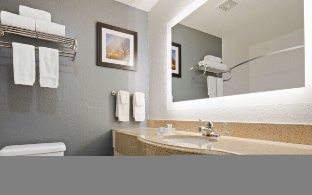 Best Western Waldo Inn and Suites