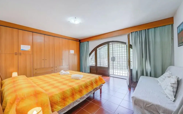 Villa Breezy Way - Among Greenery