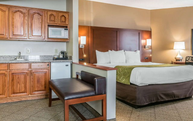 Comfort Suites Springfield I-70