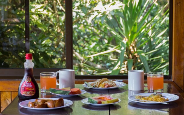 Que Tuanis Hostel Monteverde