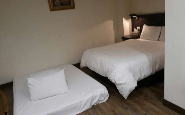 Hua Tai Hotel