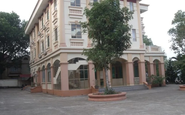 Sen Vang Hotel — hotel in Phuc Yen
