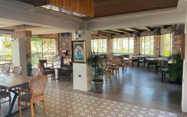 Assos Longevity Hotel