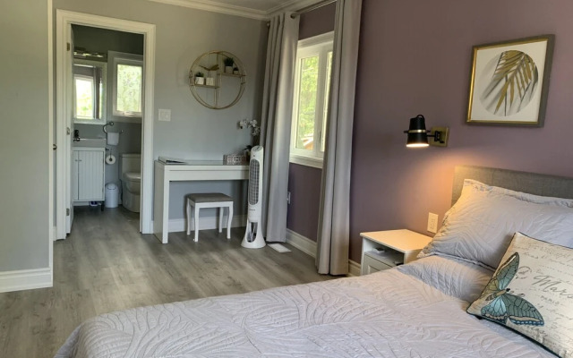 Ambiance by the Falls Cozy Suite