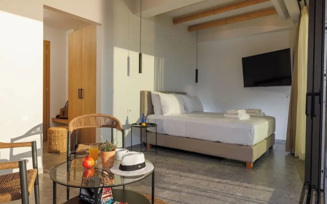 Soho SeaFront Suites