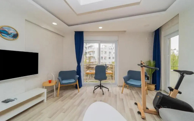 Comfortable Home Near Beach w Balcony in Antalya