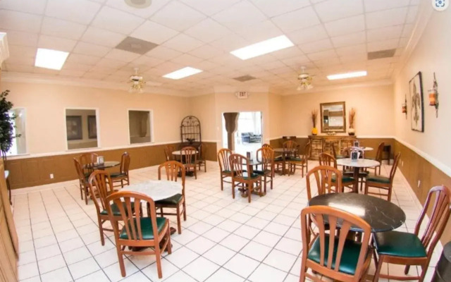 OYO Hotel Audubon Baton Rouge Port Allen I-10
