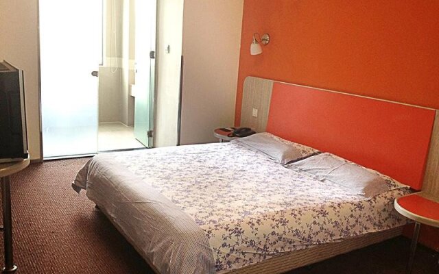Motel168 Wu Chang Railway Station Inn