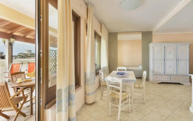 Residence with private beach in Bosa Marina