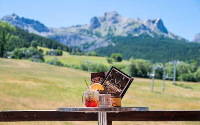 Montana Chalet Hotel
