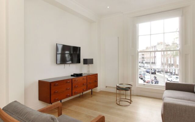 Lovely Apartment in London near Markham Square