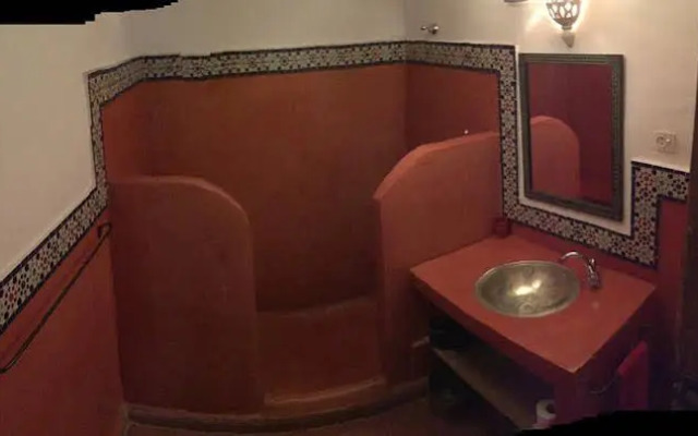 Riad Ineslisa