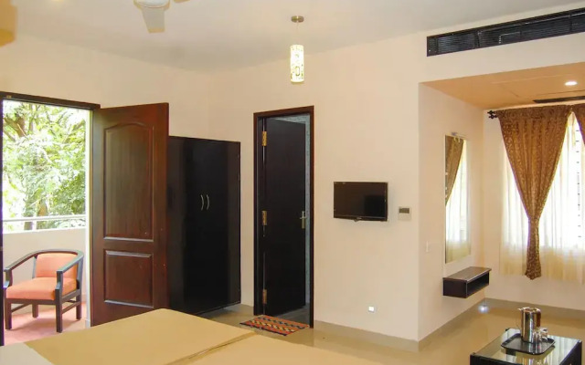 Philomena Hotel & Apartment