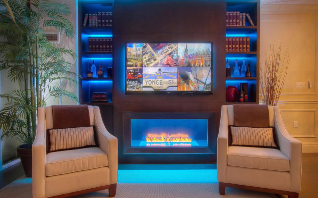 Sky Suites Yorkville