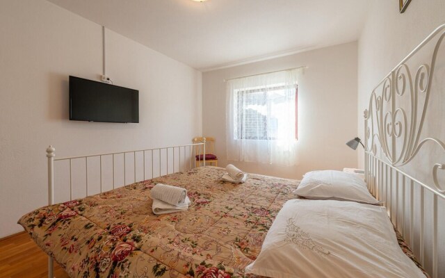 Awesome Apartment in Privlaka With 2 Bedrooms and Wifi