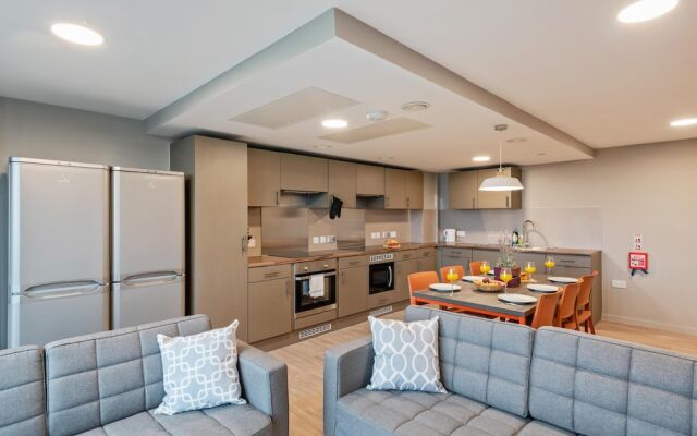 Fabulous Large City Centre Apartment6br- Sleeps6