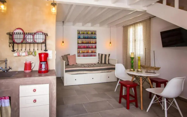 Chic & Modern Apartments with swim access