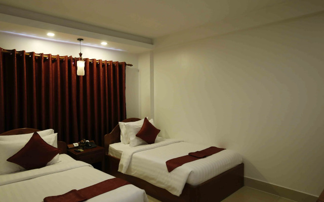 Holy Angkor Deluxe Hotel